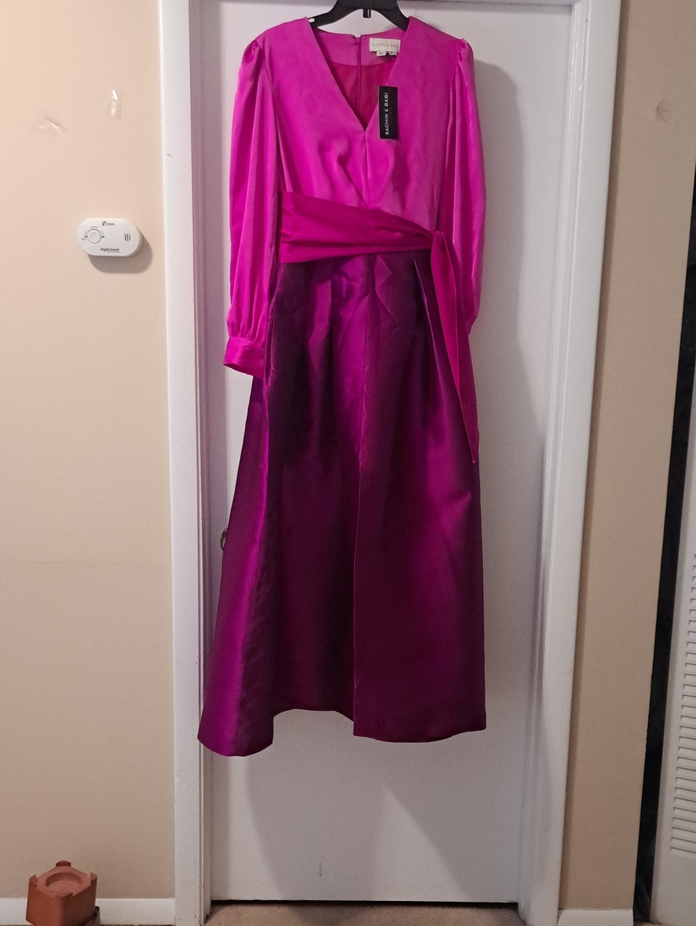 Sachin + Babi Zoe Gown In Magenta.  NWT Sz10  Belt Missing